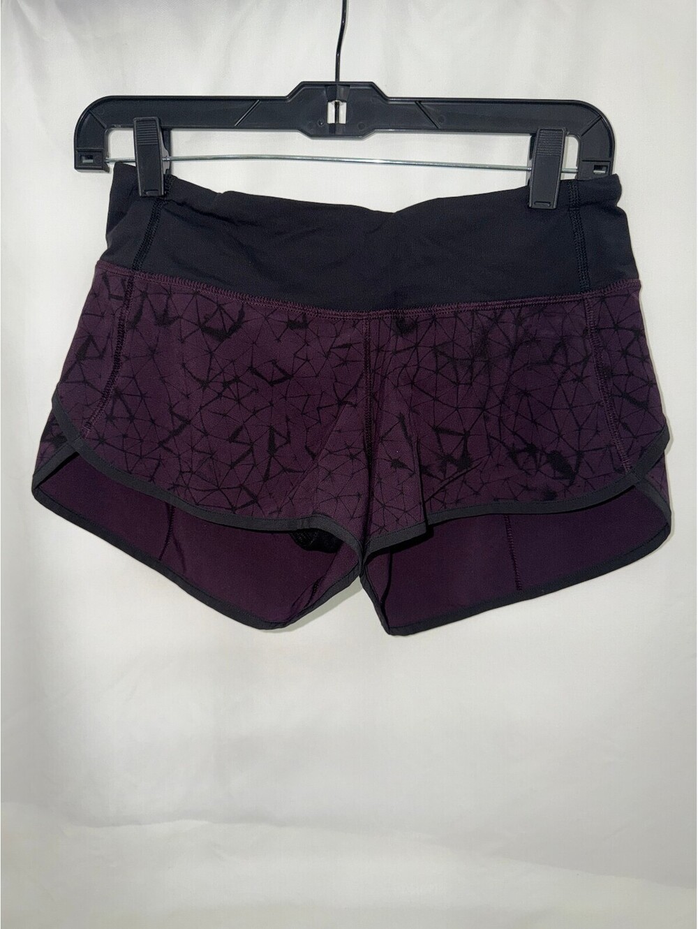 Lululemon Women's Athletic Shorts Size 4 Purple and Black